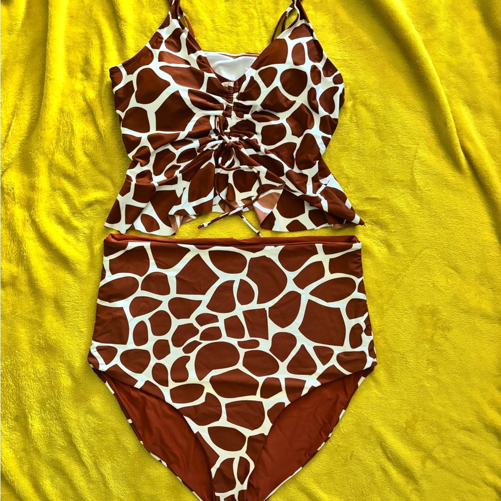 High-Waist Giraffe Print Tankini — Brown & White